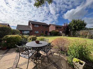 Photo 6- click for photo gallery